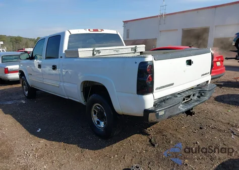2005 Chevrolet Silverado 2500Hd Ls z USA, uszkodzony, nr VIN 1GCHC23U35F966366